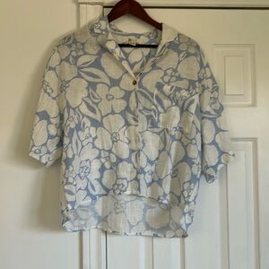 Billabong button up collared shirt.